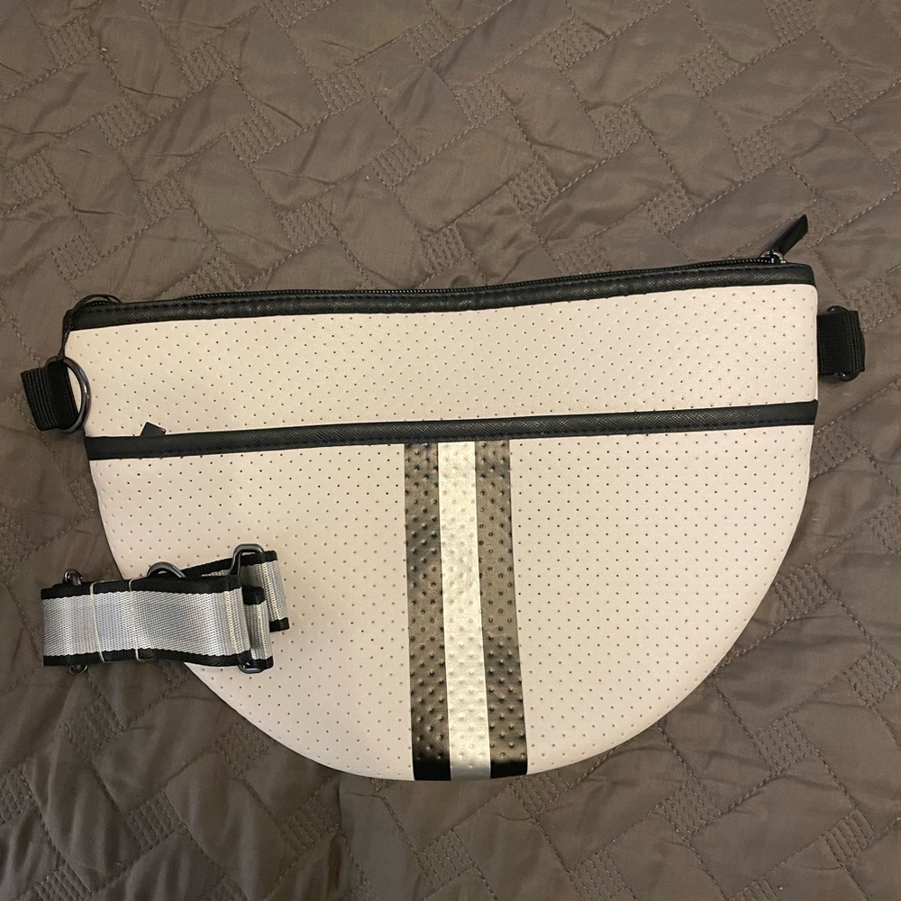 Large crossbody bag